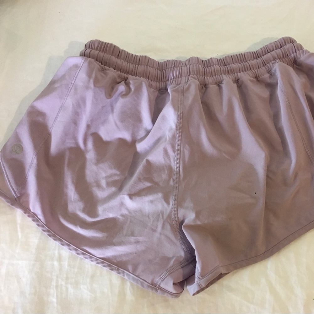 🎉Lululemon shorts. Excellent condition.🎉